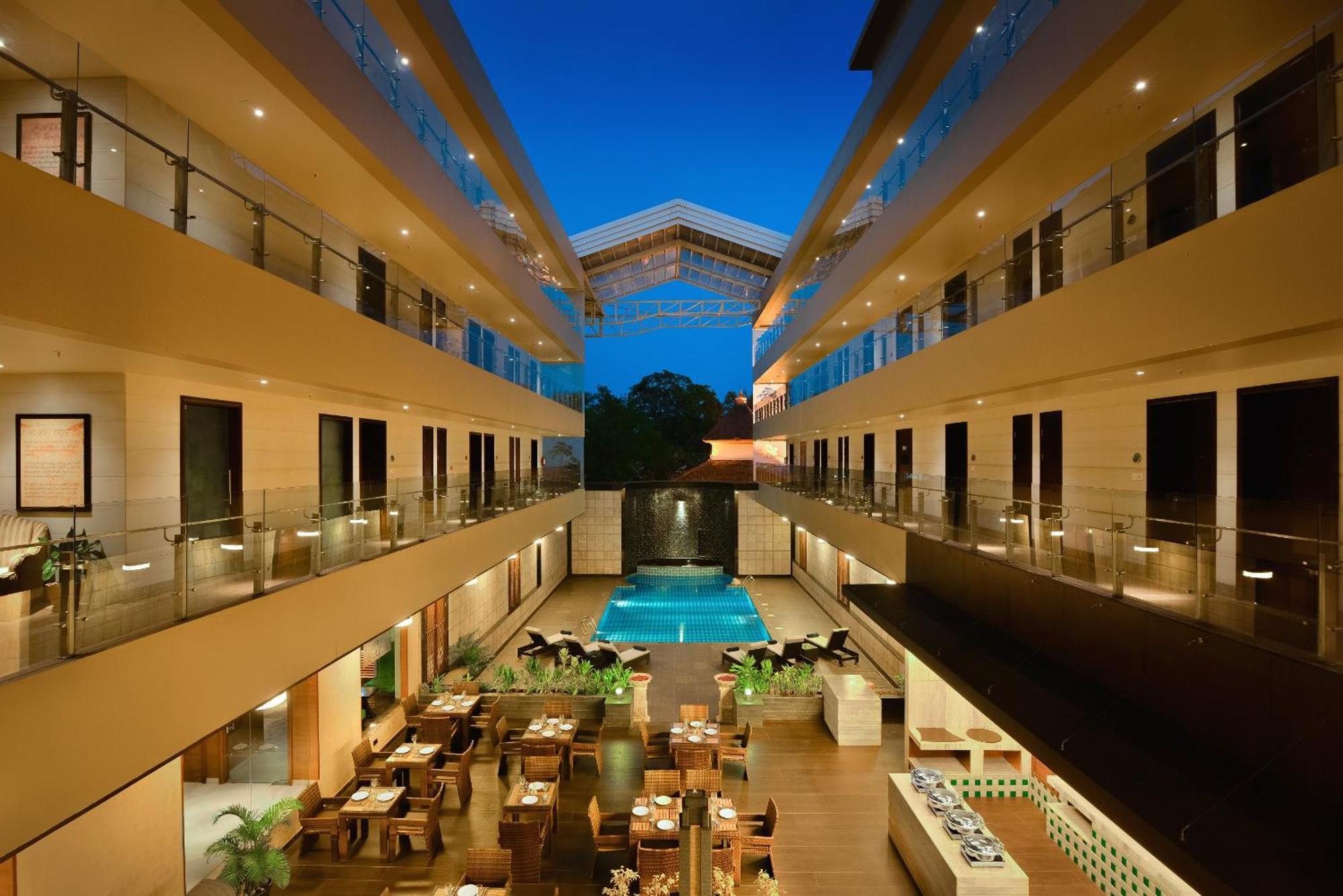 The Acacia Hotel & Spa Candolim Exterior foto